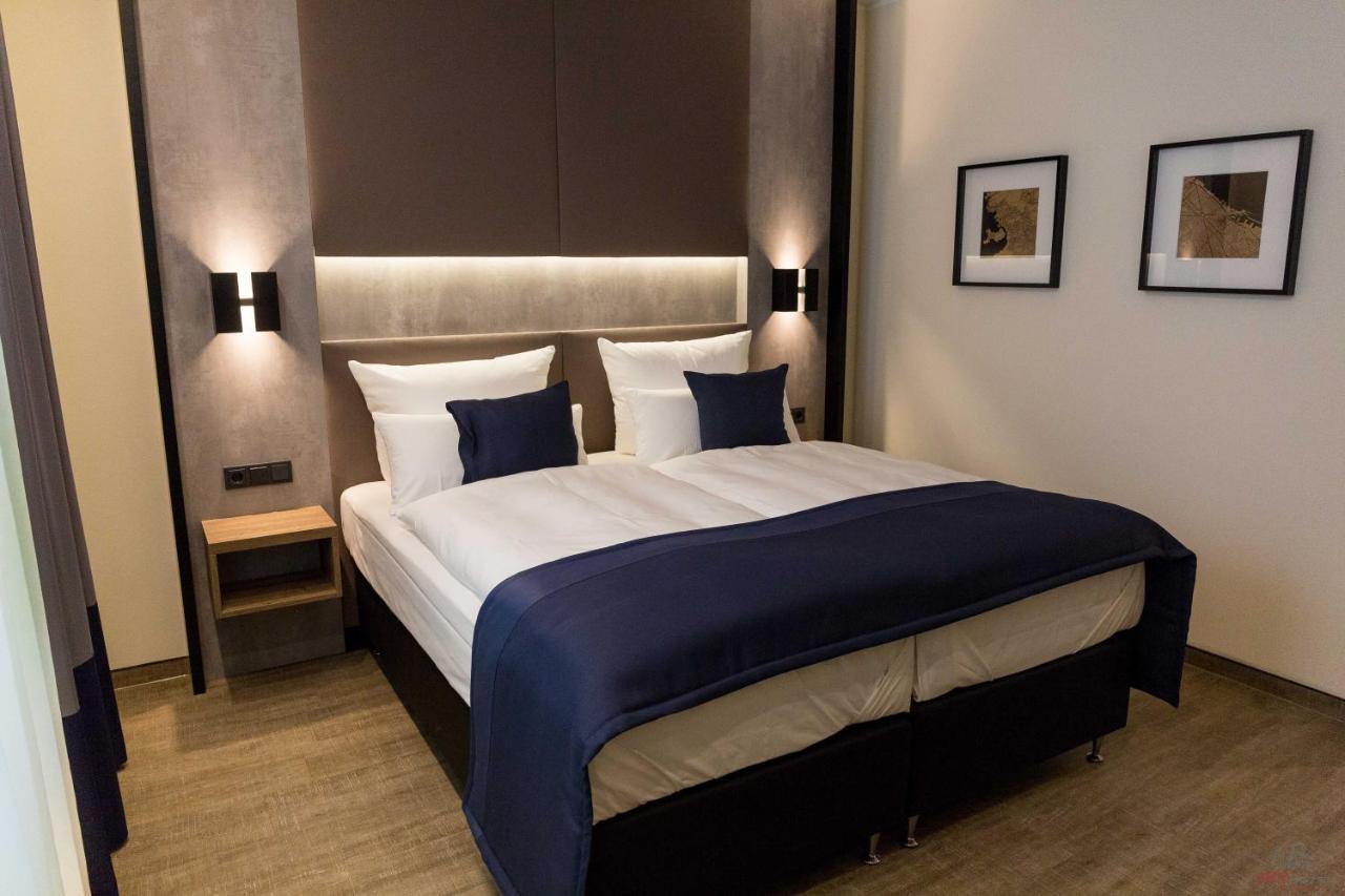 Sky Hotel Cloppenburg Eksteriør billede