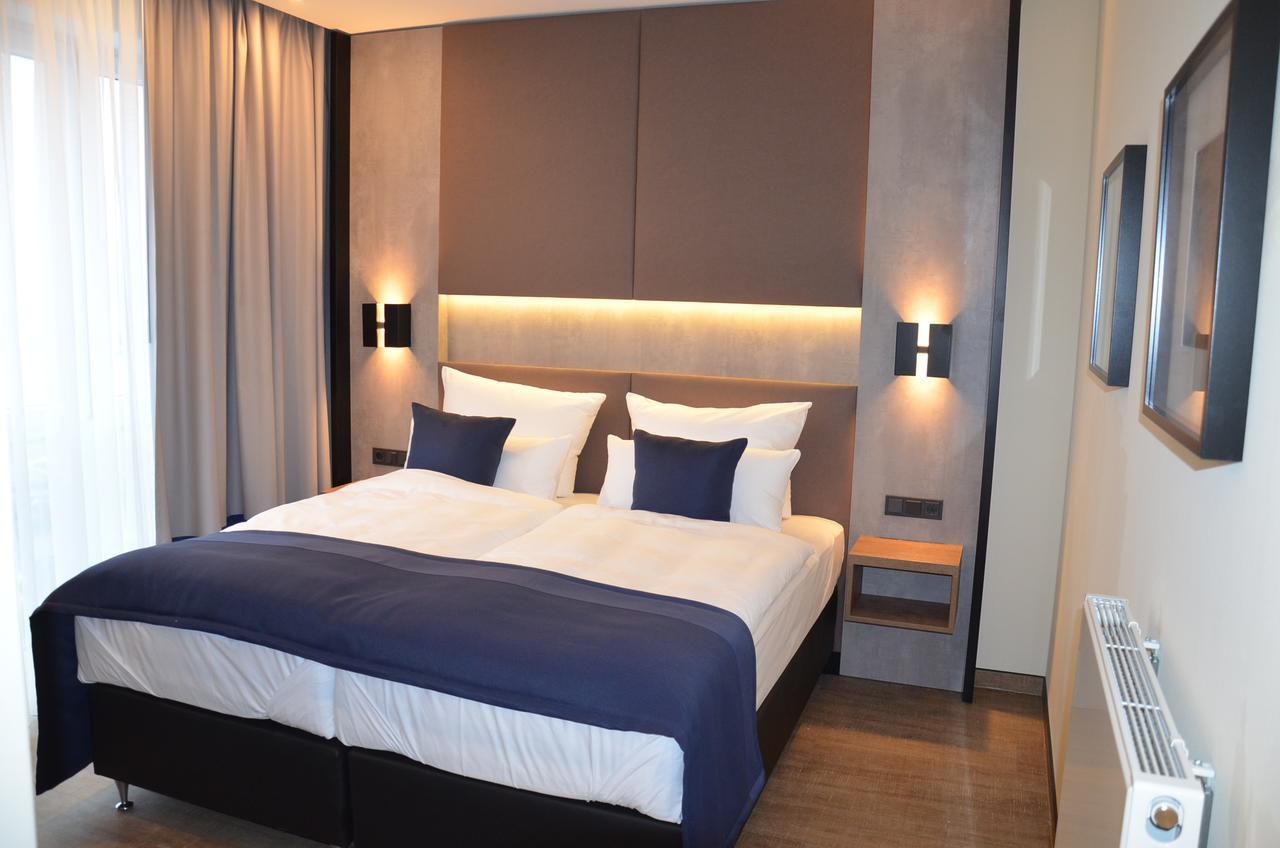 Sky Hotel Cloppenburg Eksteriør billede